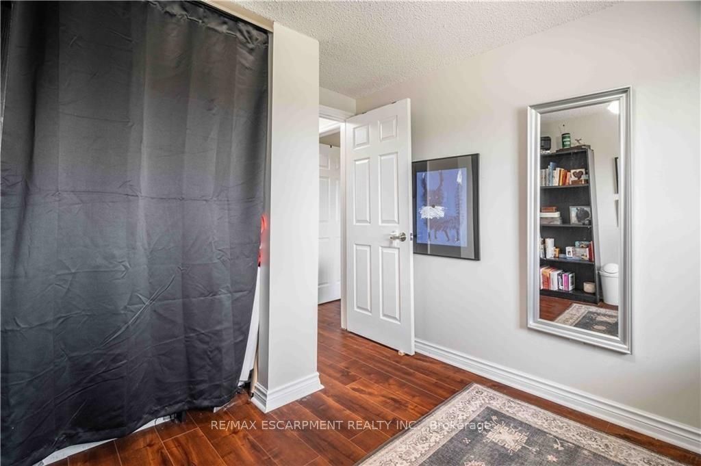 1155 Paramount Dr, #13