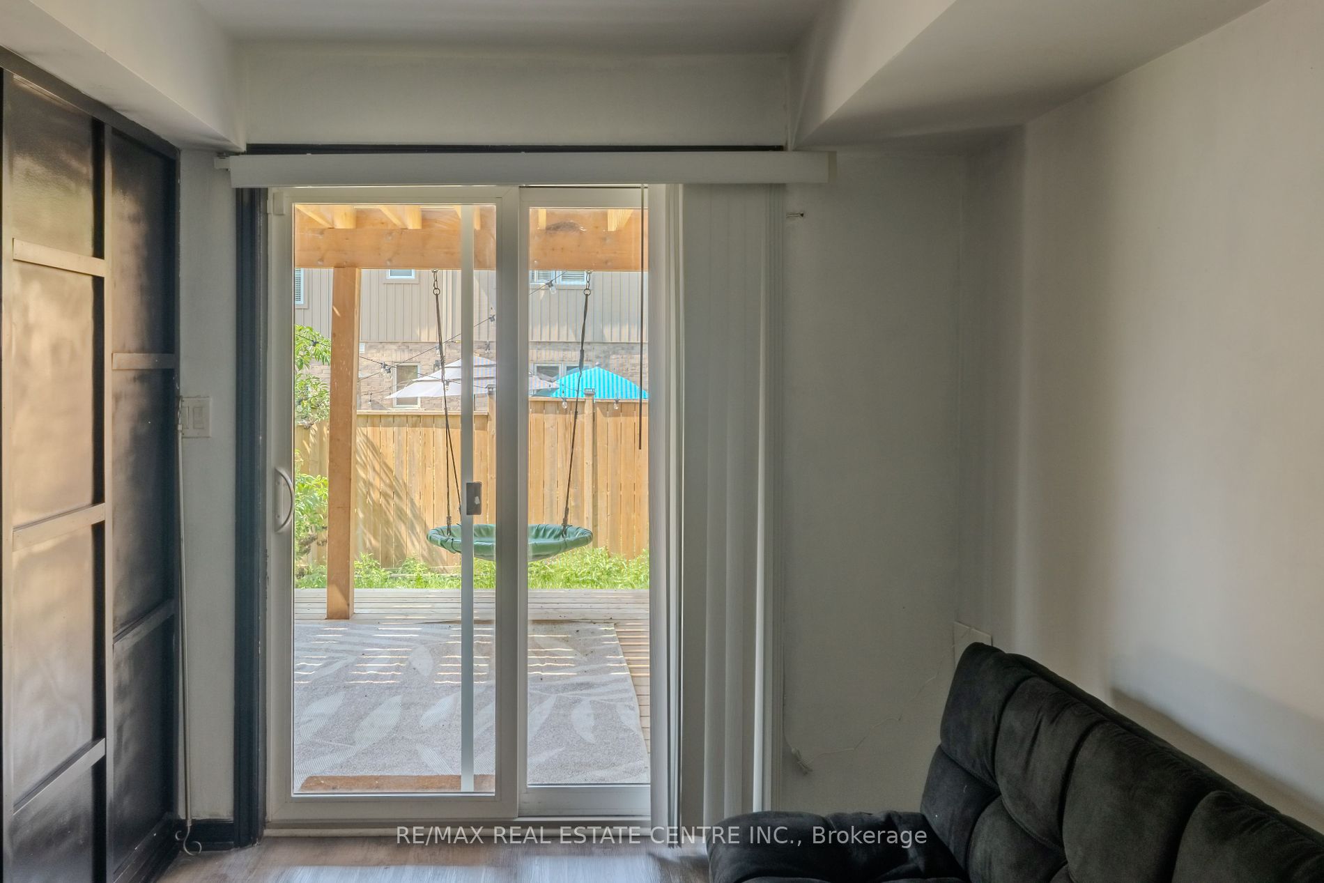 28 Jeffrey Drive