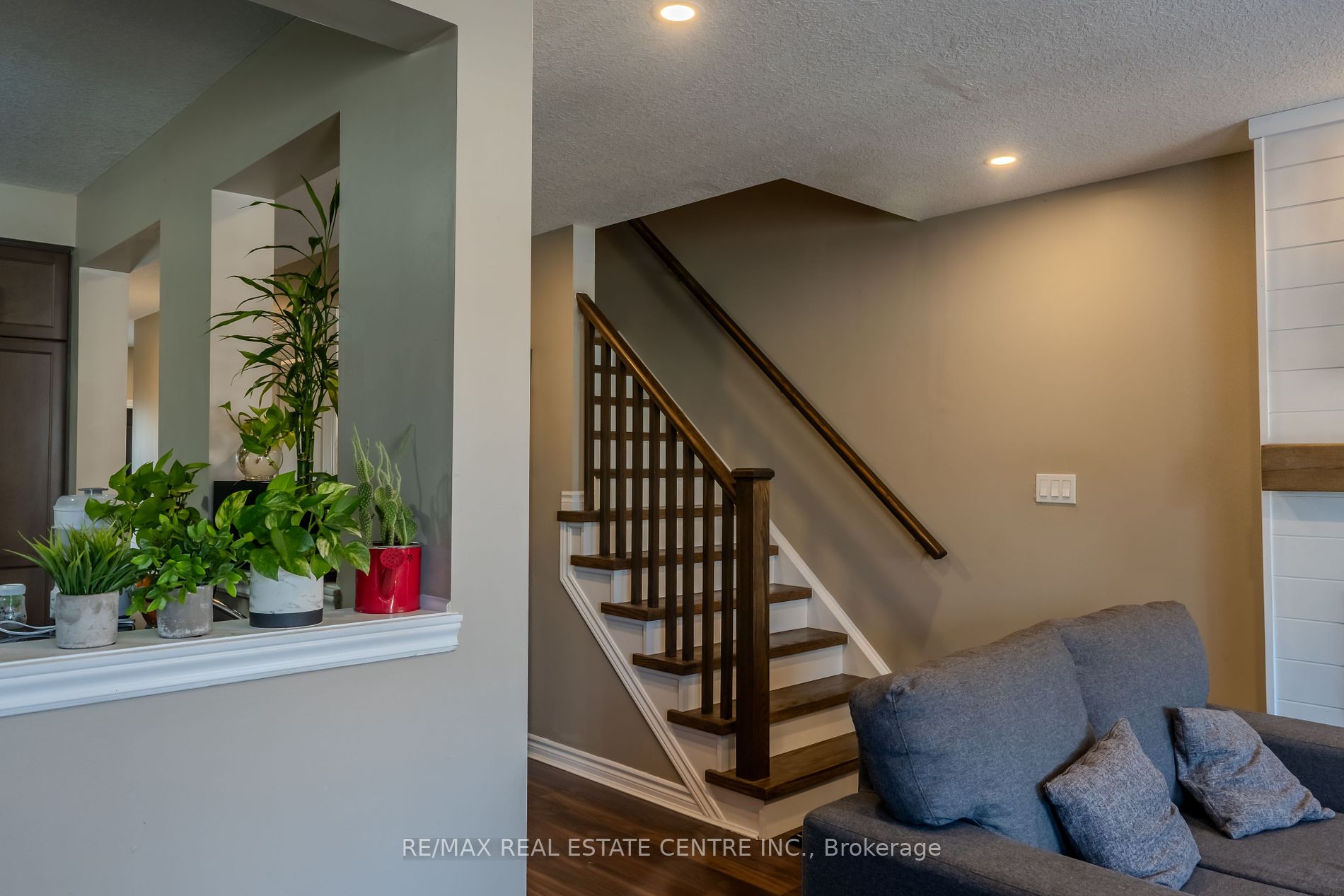 28 Jeffrey Drive
