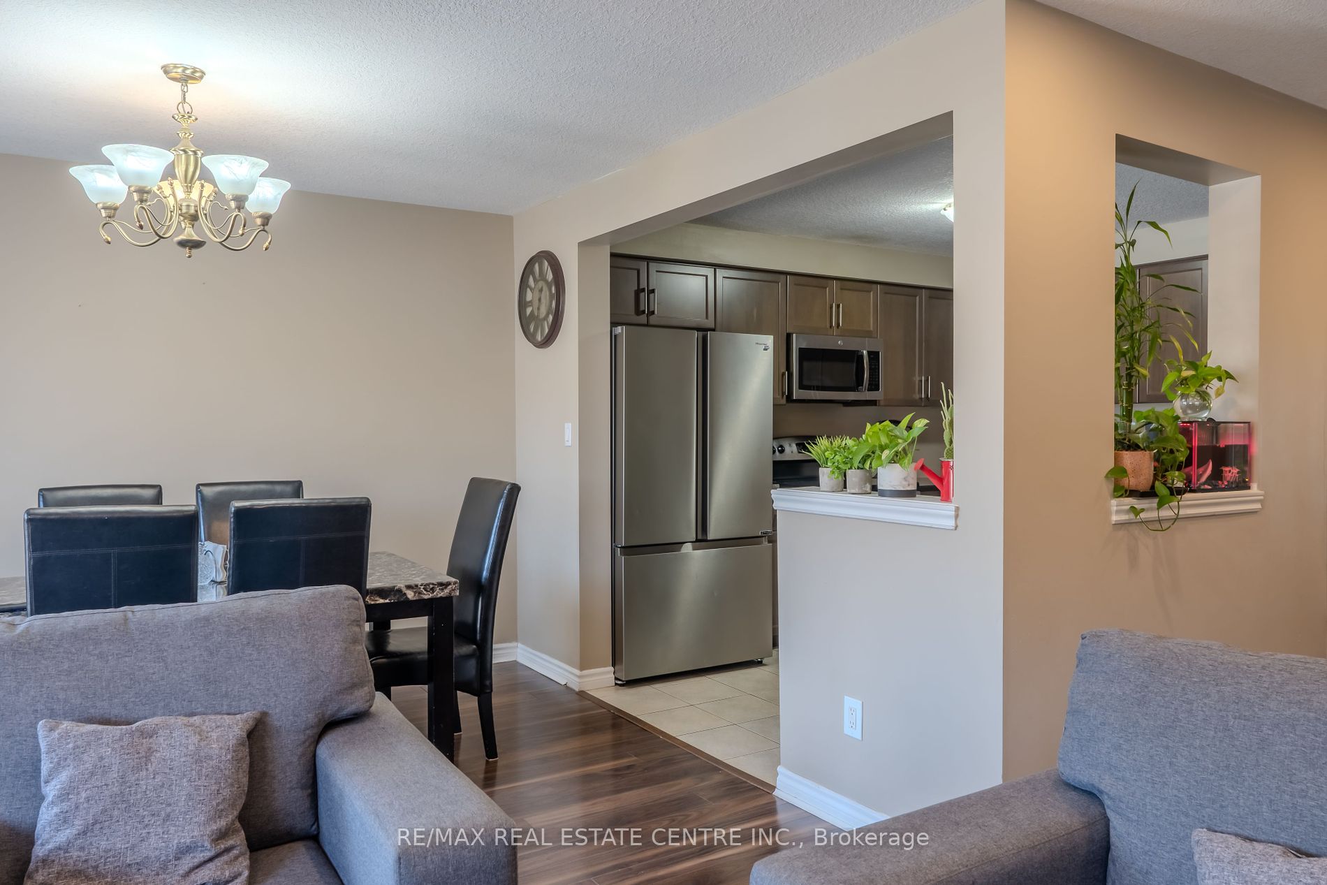 28 Jeffrey Drive