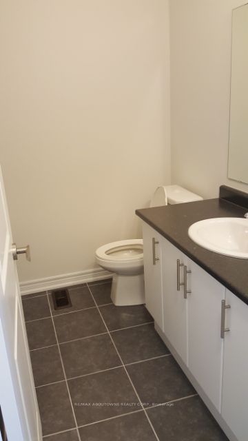 71 Fingland Crescent
