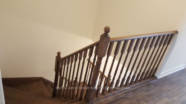 71 Fingland Crescent