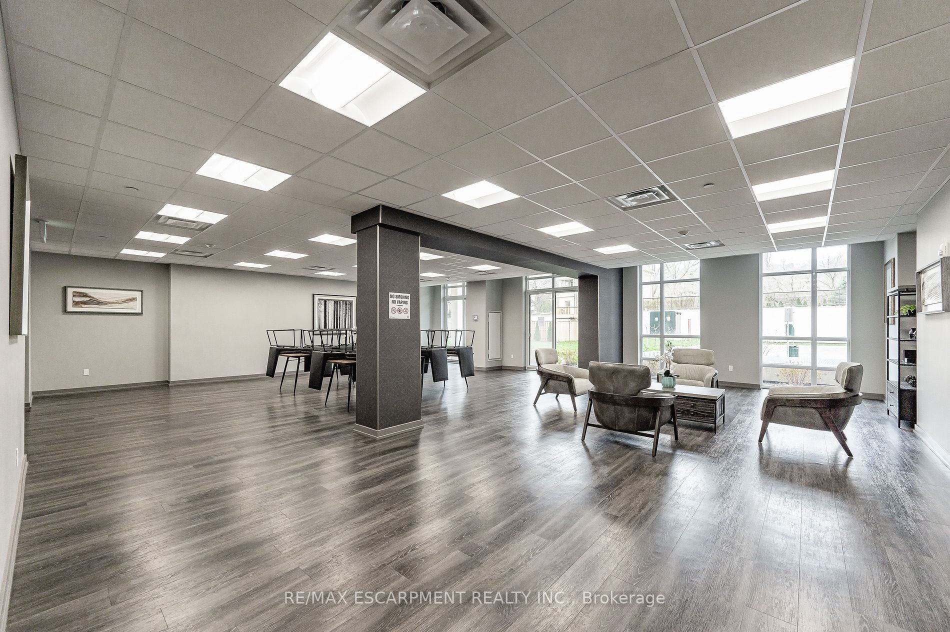 81 Robinson St, #103