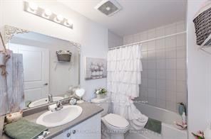 81 Robinson St, #103