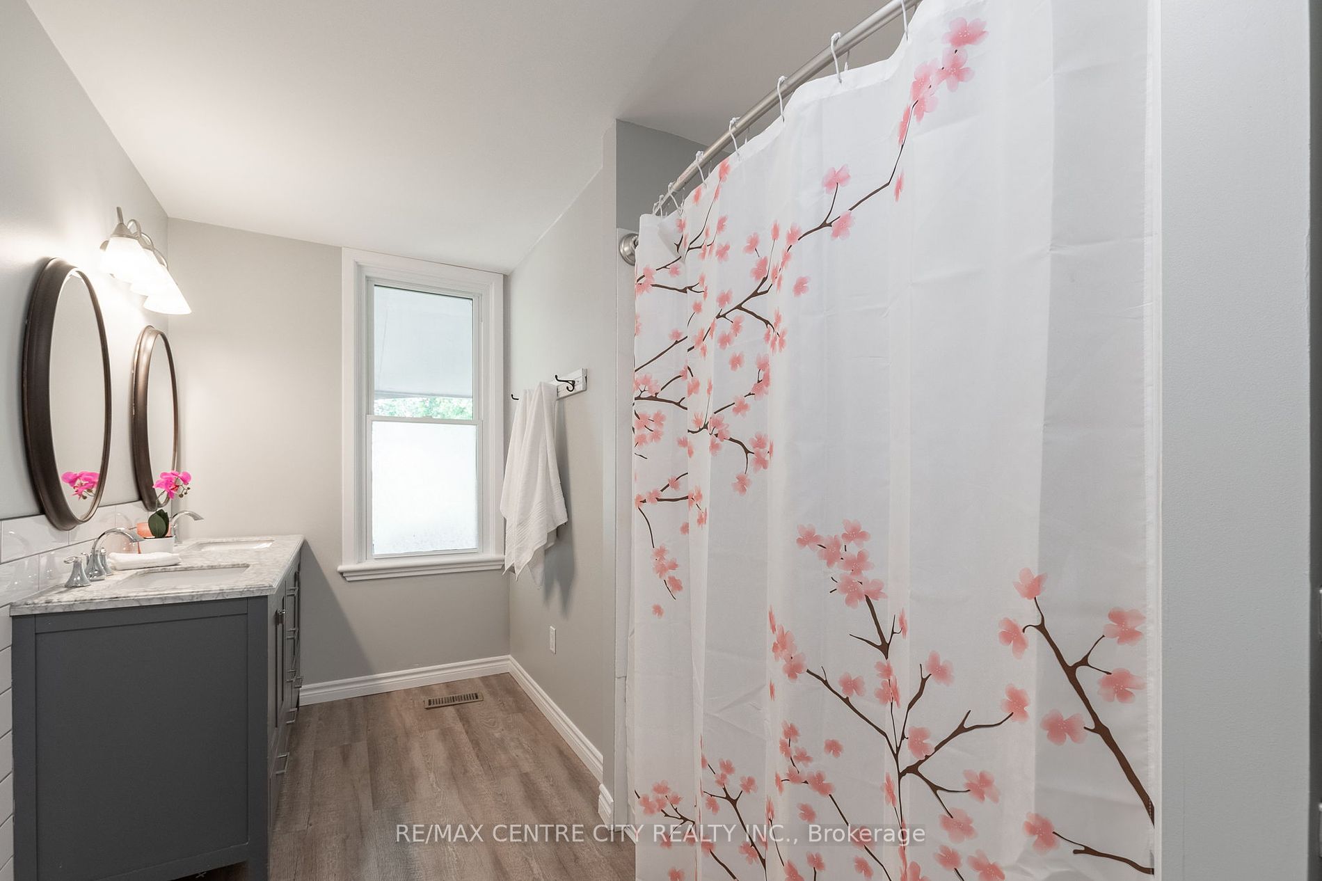 10086 Hedley Drive