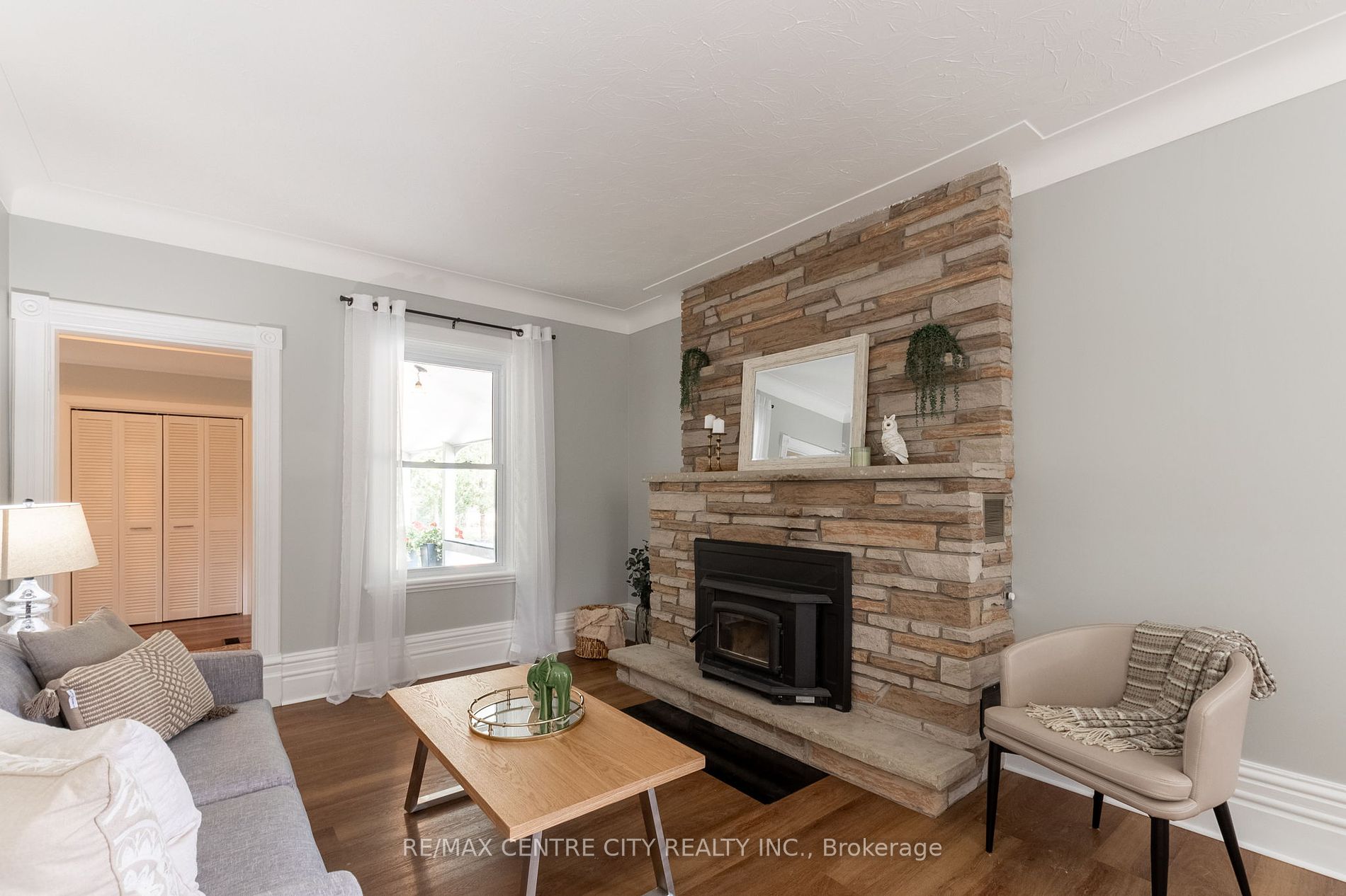 10086 Hedley Drive