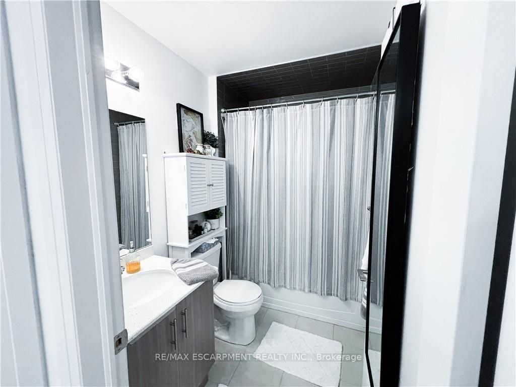 10 CONCORD Place #117