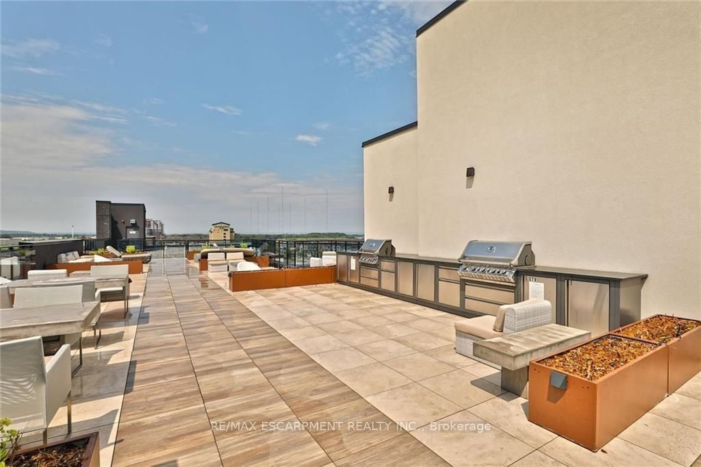 10 CONCORD Place #117