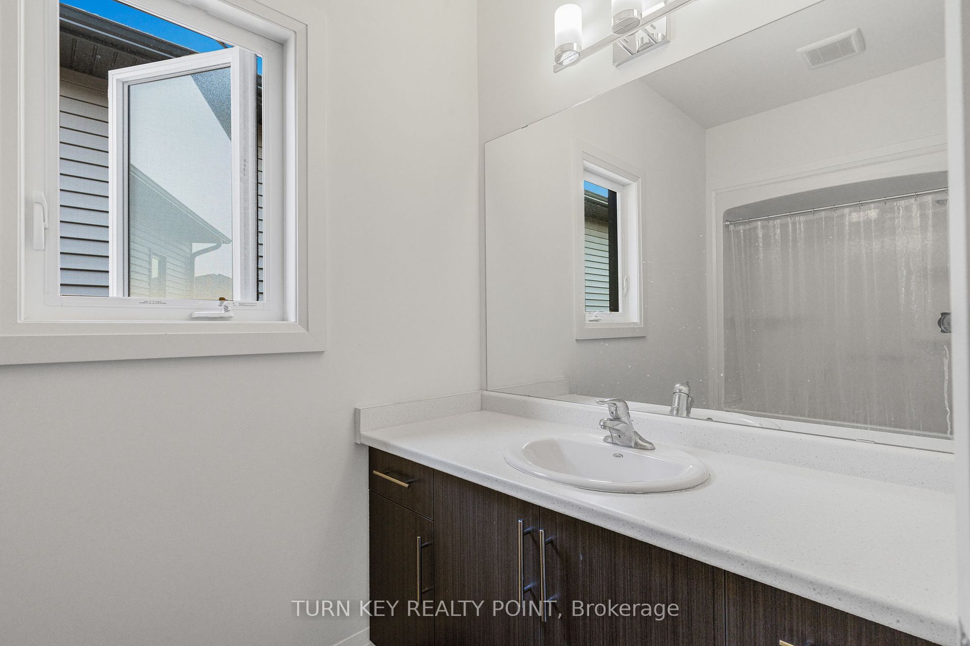7249 Parkside Road