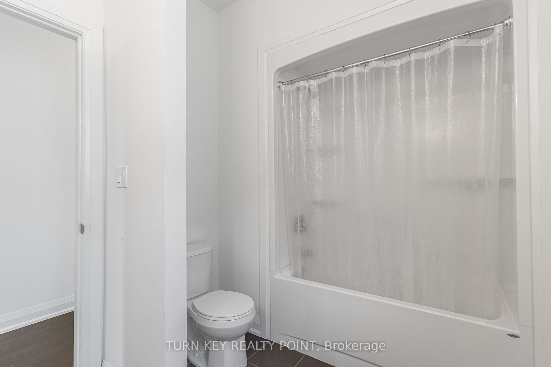 7249 Parkside Road