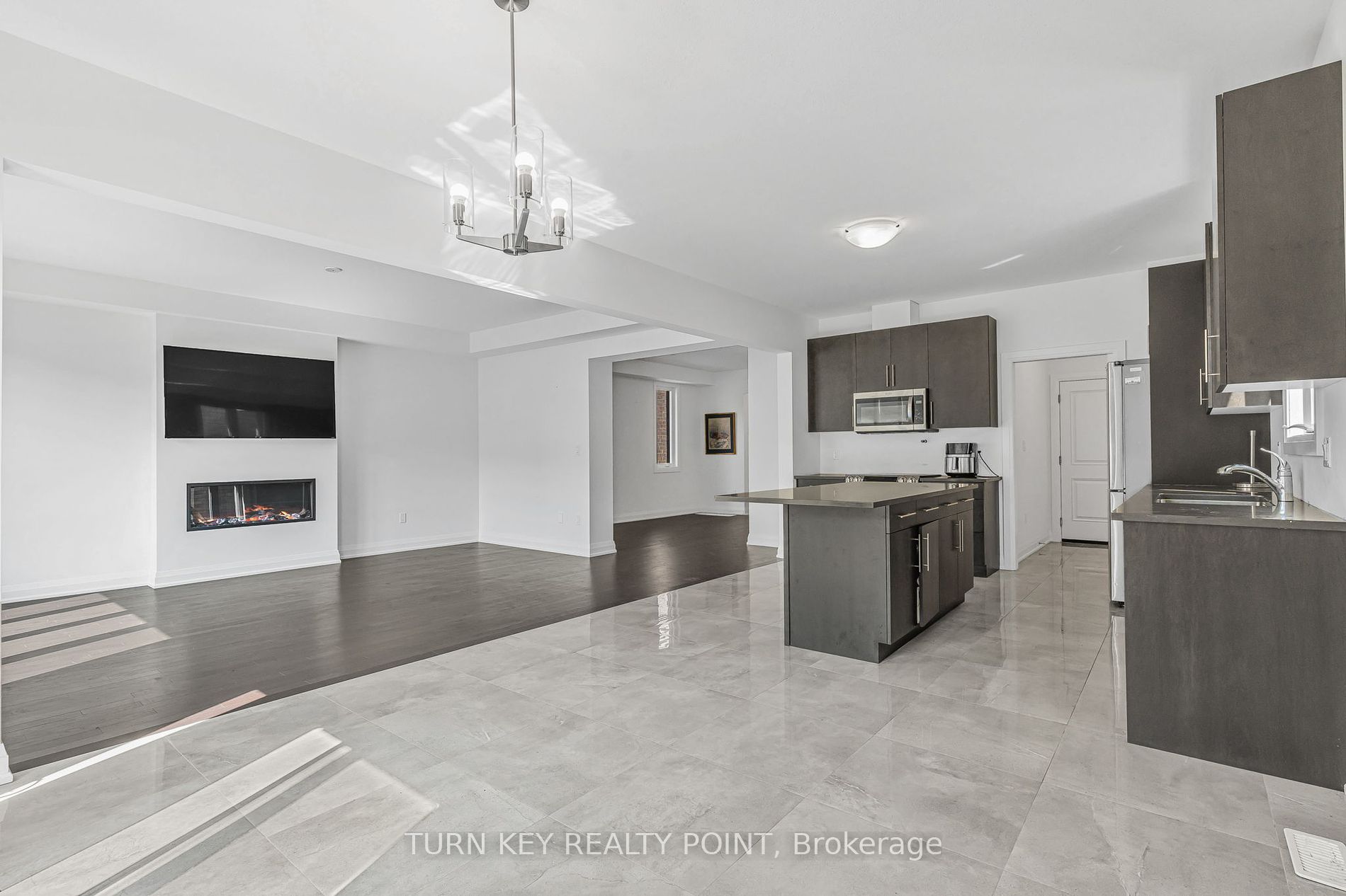 7249 Parkside Road