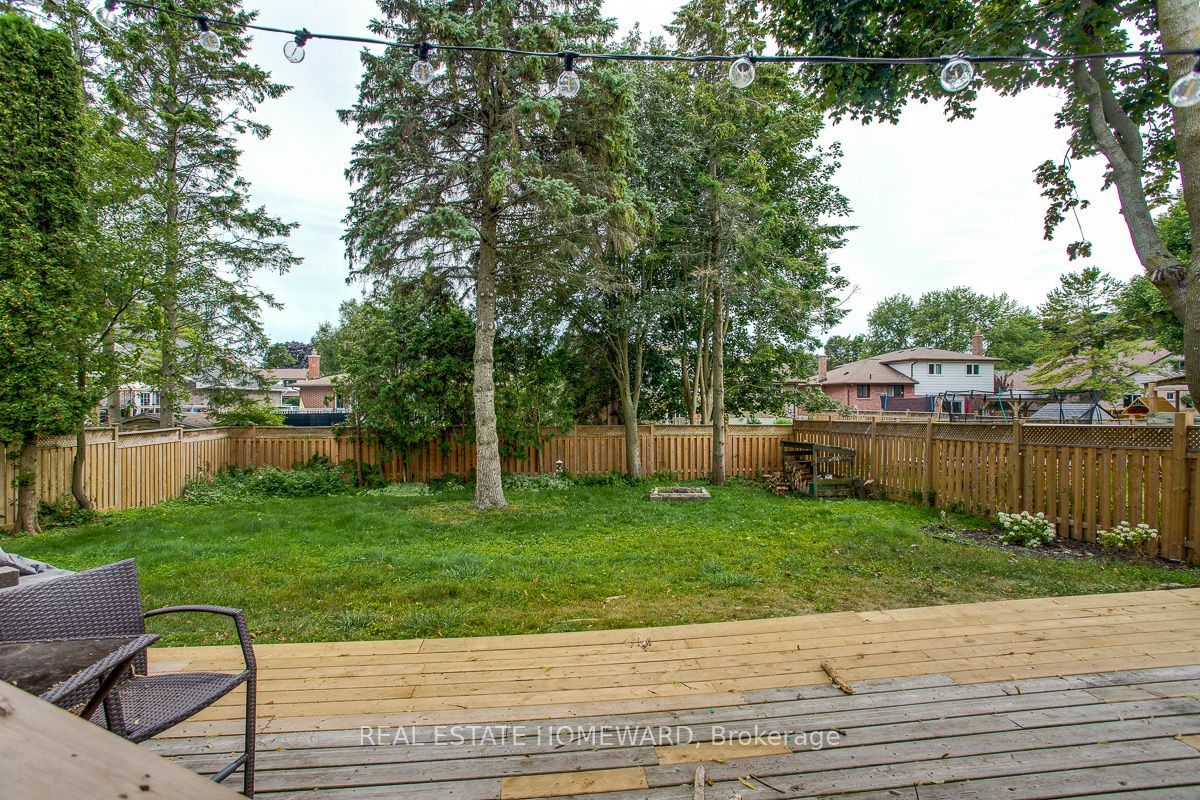 21 Glen Watford Road