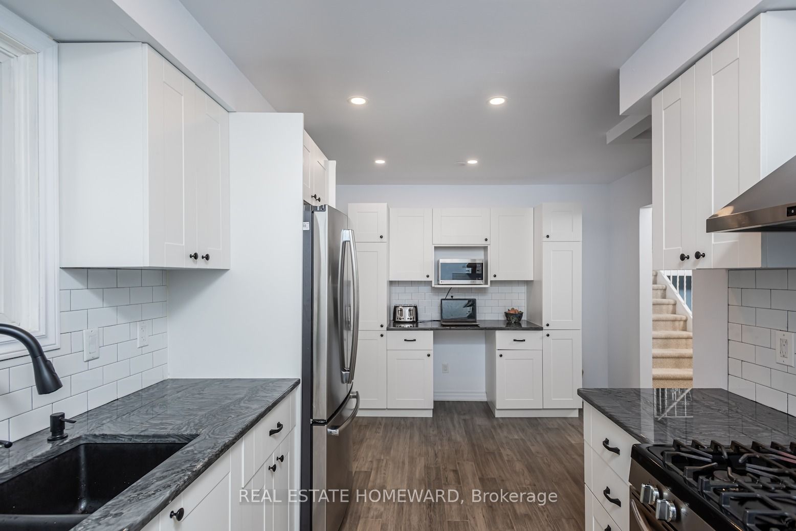 21 Glen Watford Road