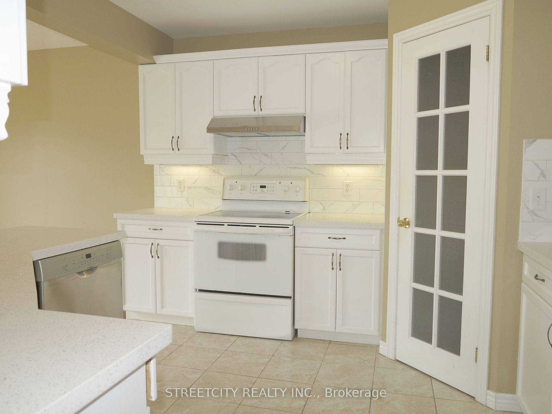 1155 SOUTH WENIGE Drive