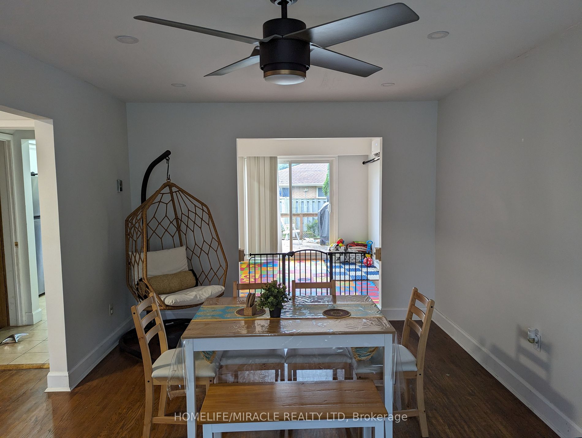 53 Ralgreen Cres