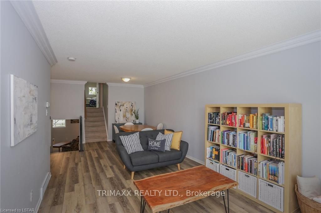 54 Tanoak Drive