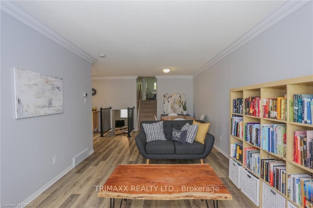 54 Tanoak Drive