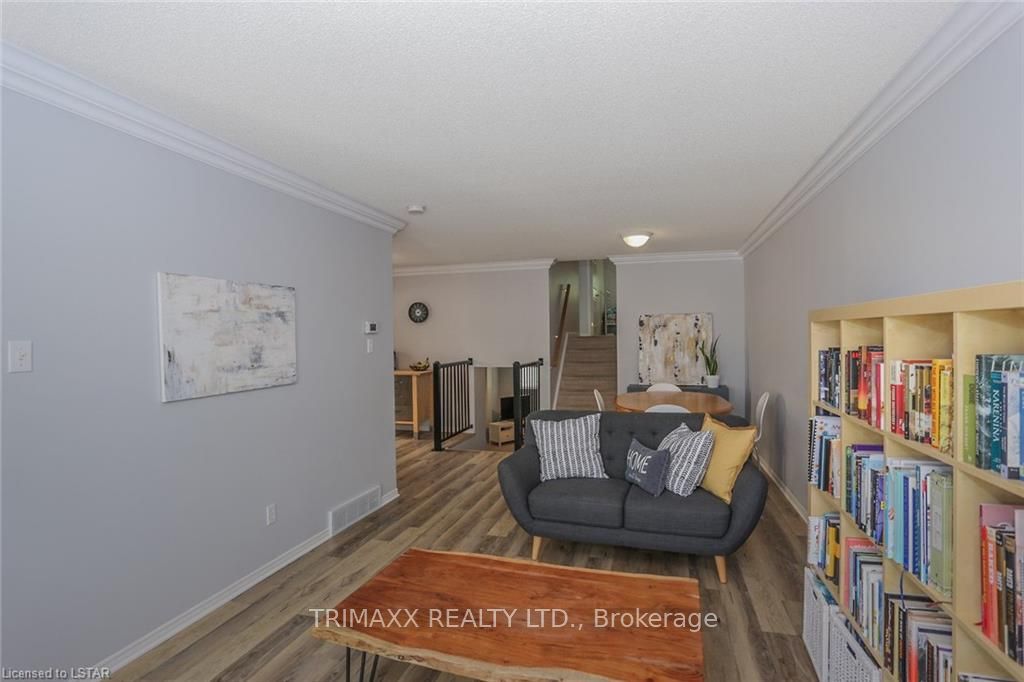 54 Tanoak Drive