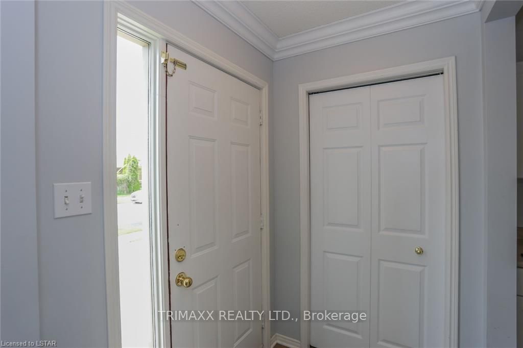 54 Tanoak Drive
