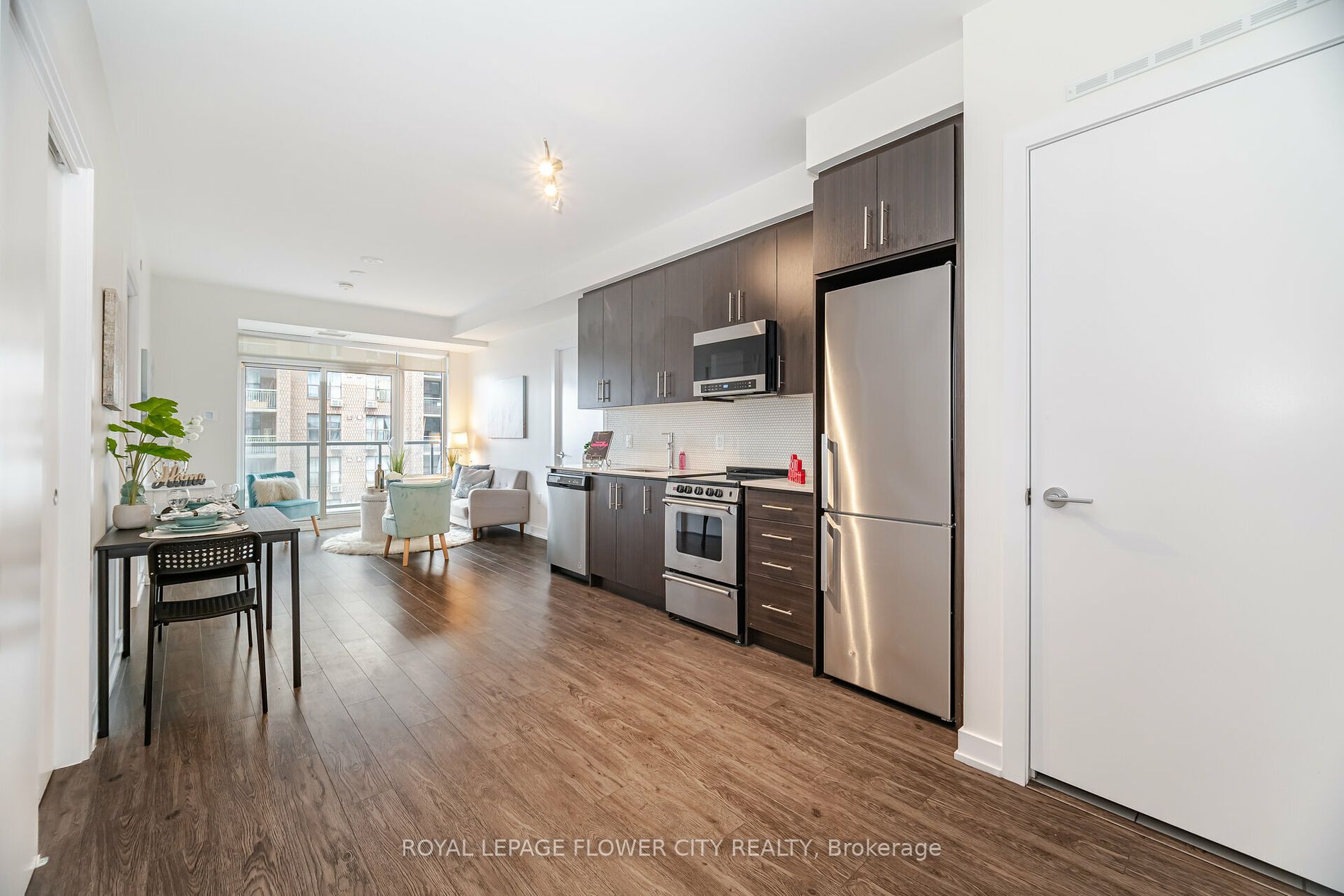 212 King William Street, #604