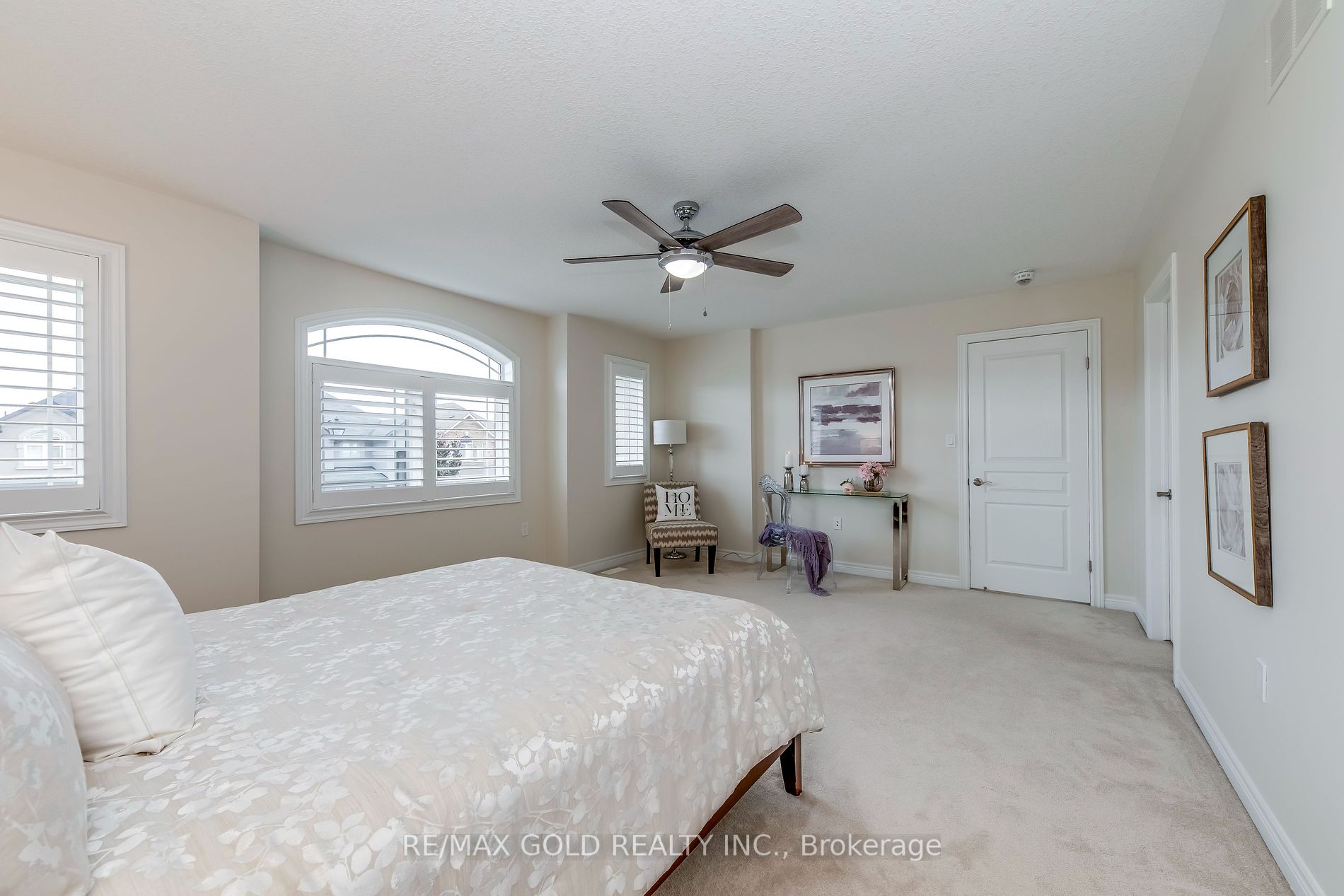 46 Whistler St