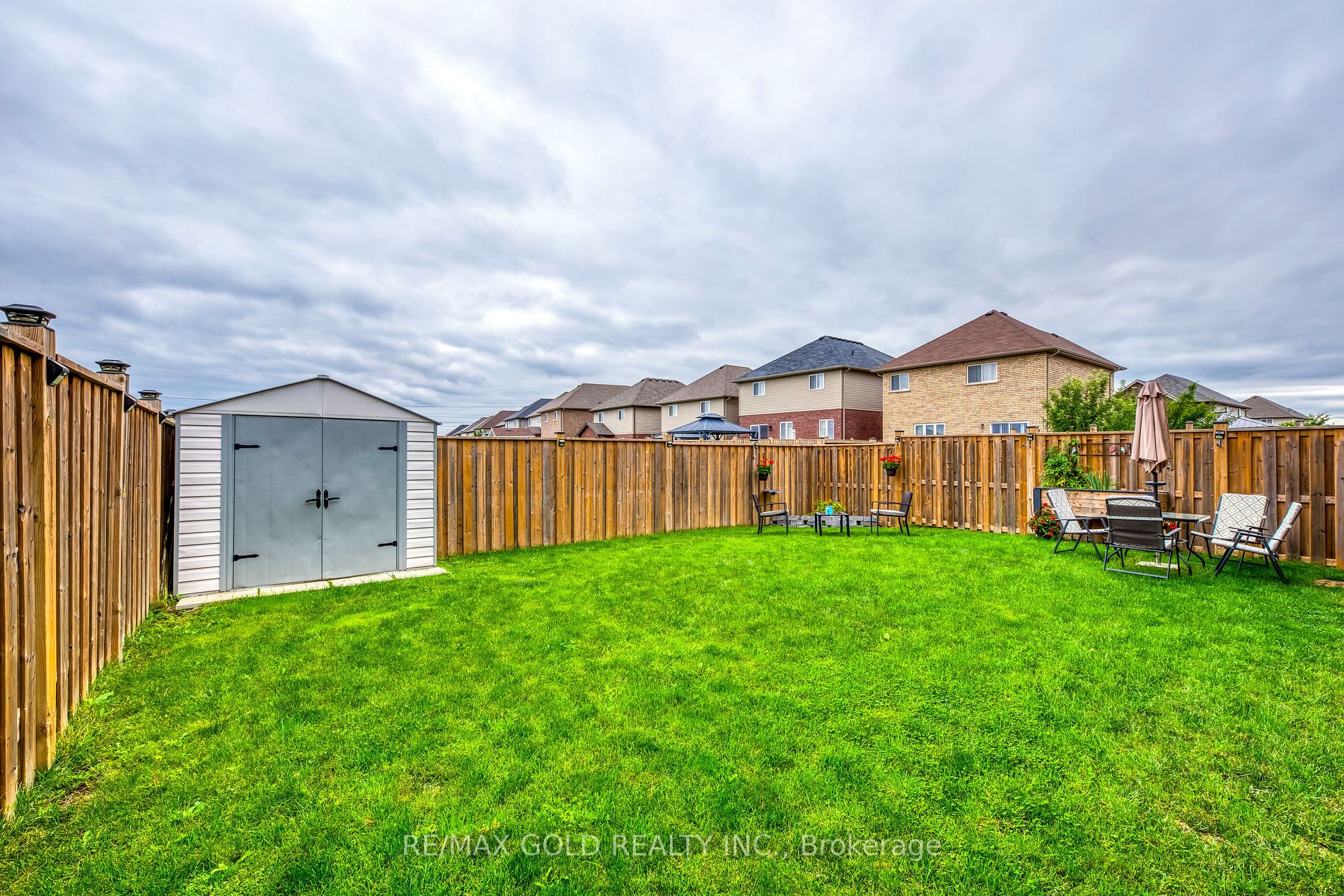 46 Whistler St
