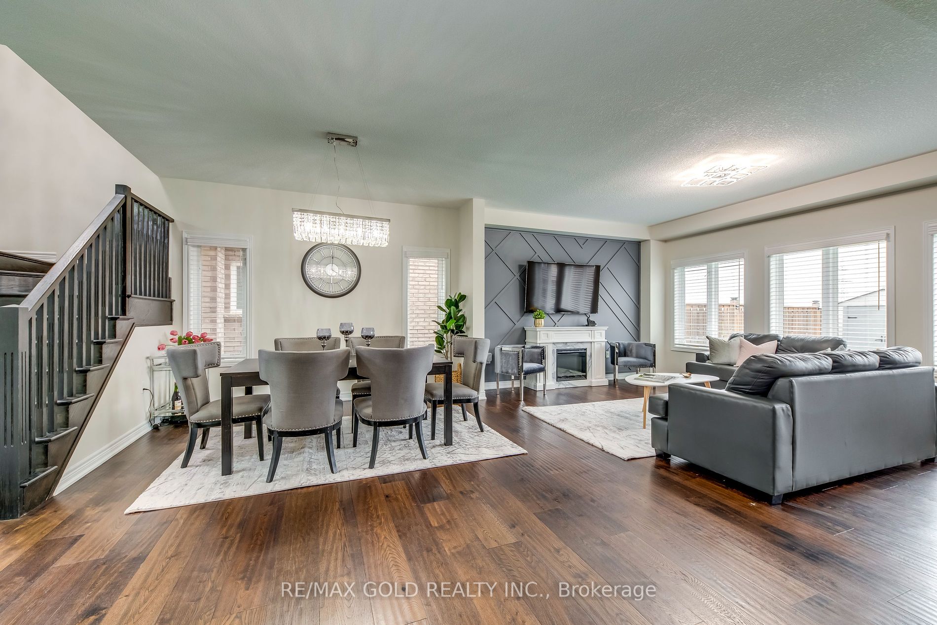 46 Whistler St
