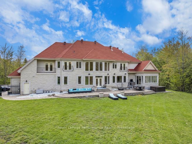 1413 Blackhorse Court