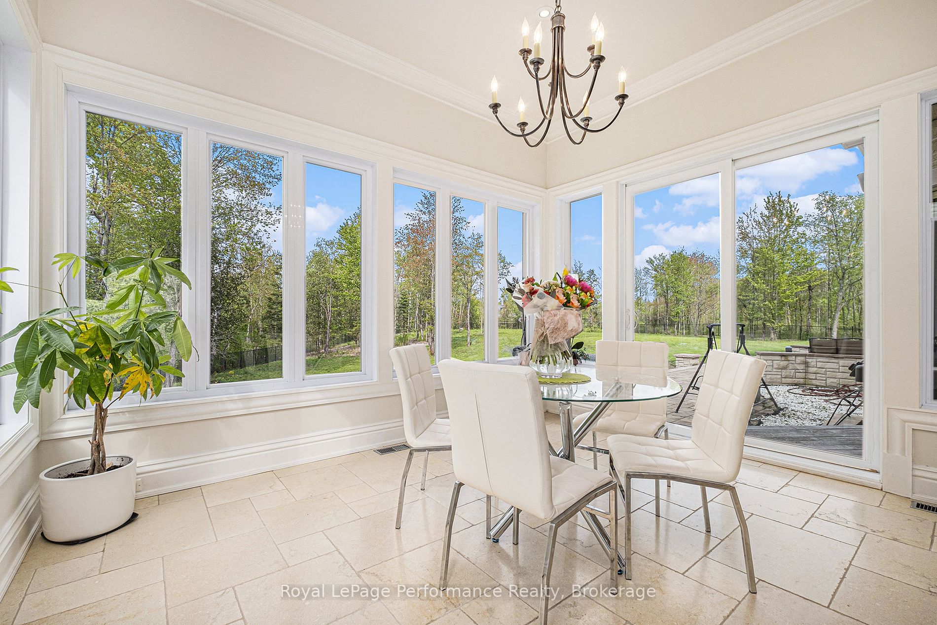 1413 Blackhorse Court