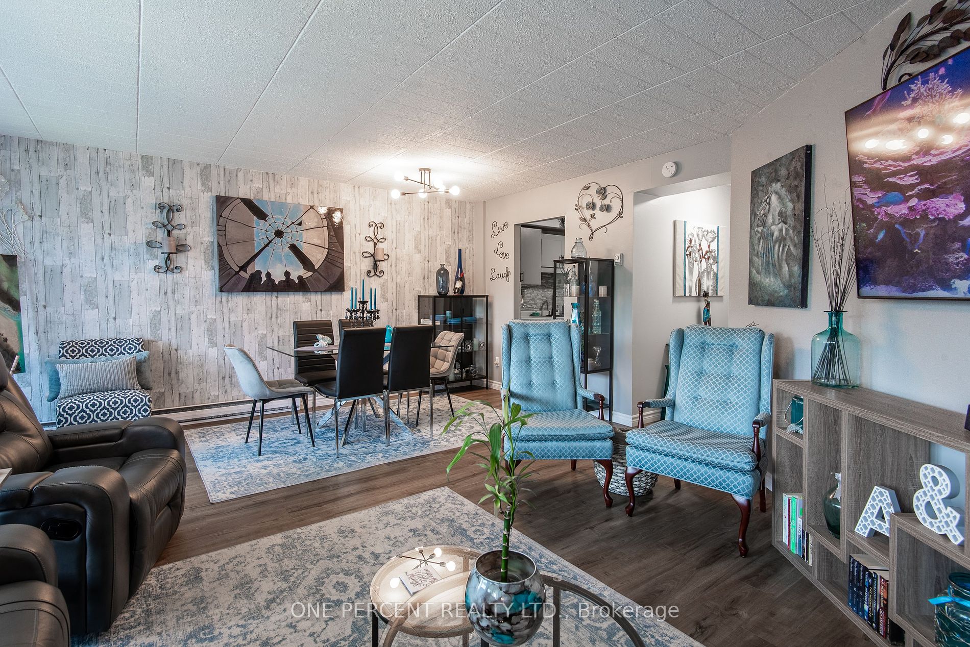 105 Conroy Cres, #103