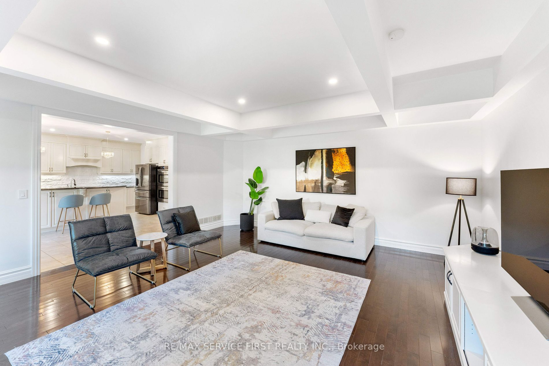 81 Kenwoods Circle
