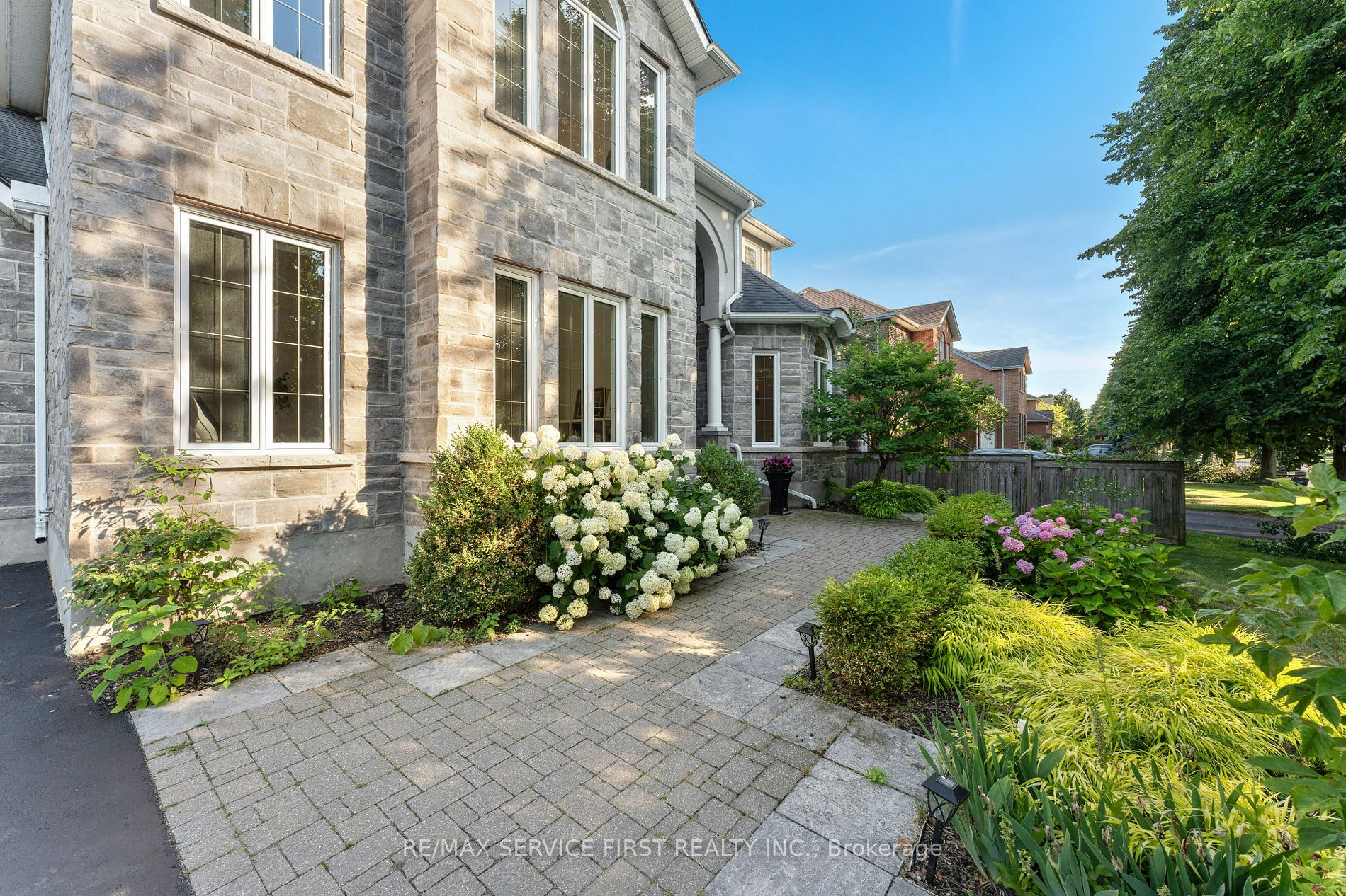 81 Kenwoods Circle