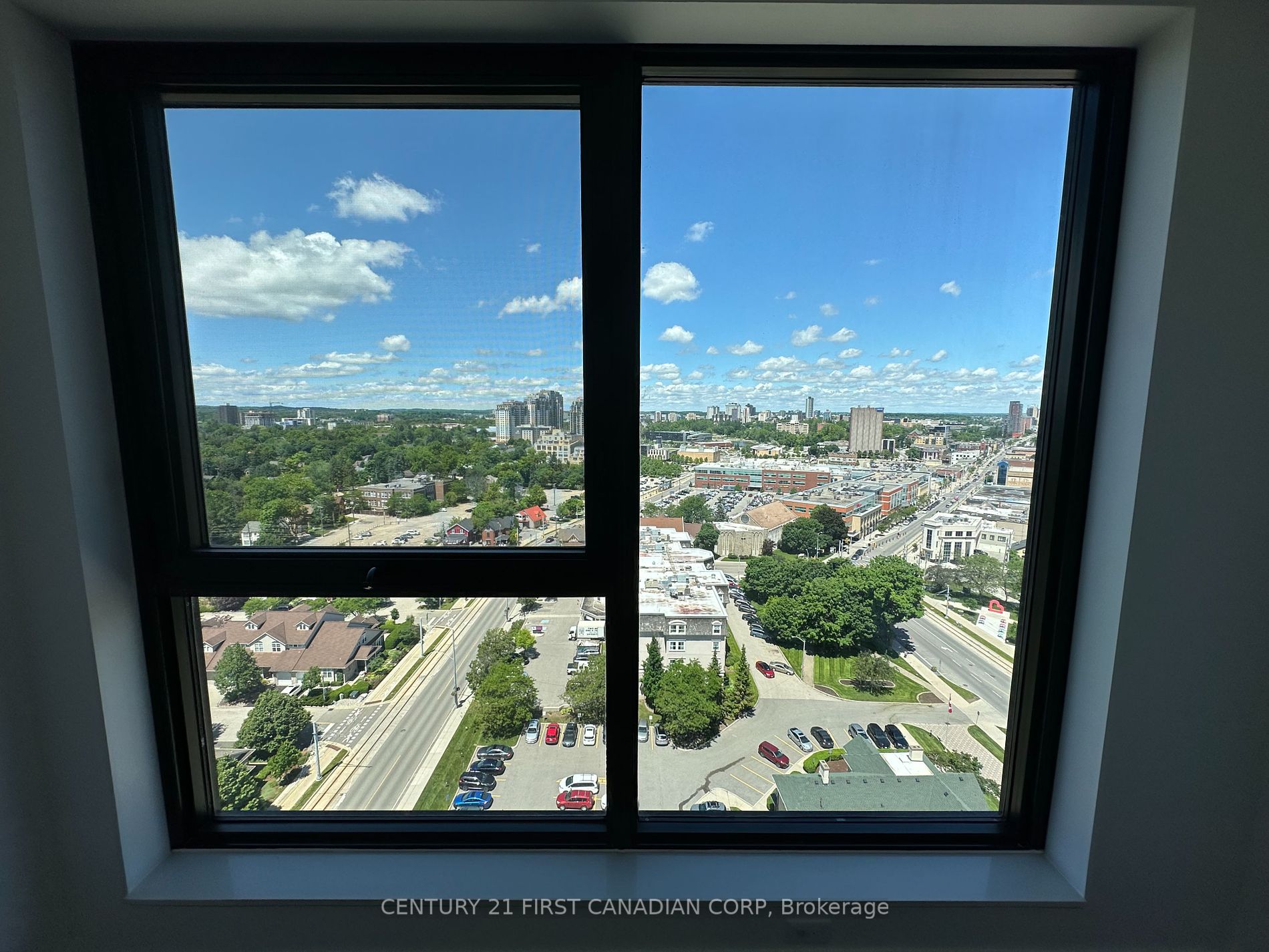 181 King St S, #1503