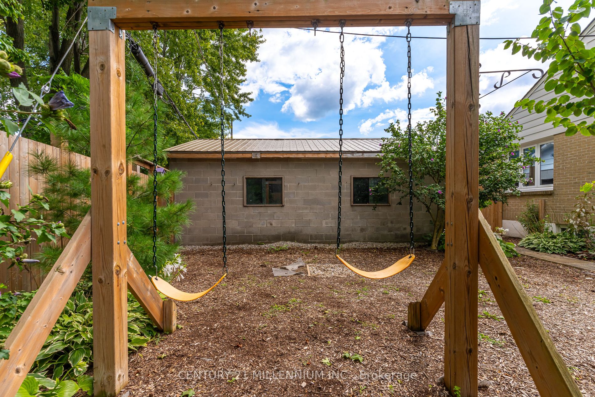 12 Stevenson Avenue