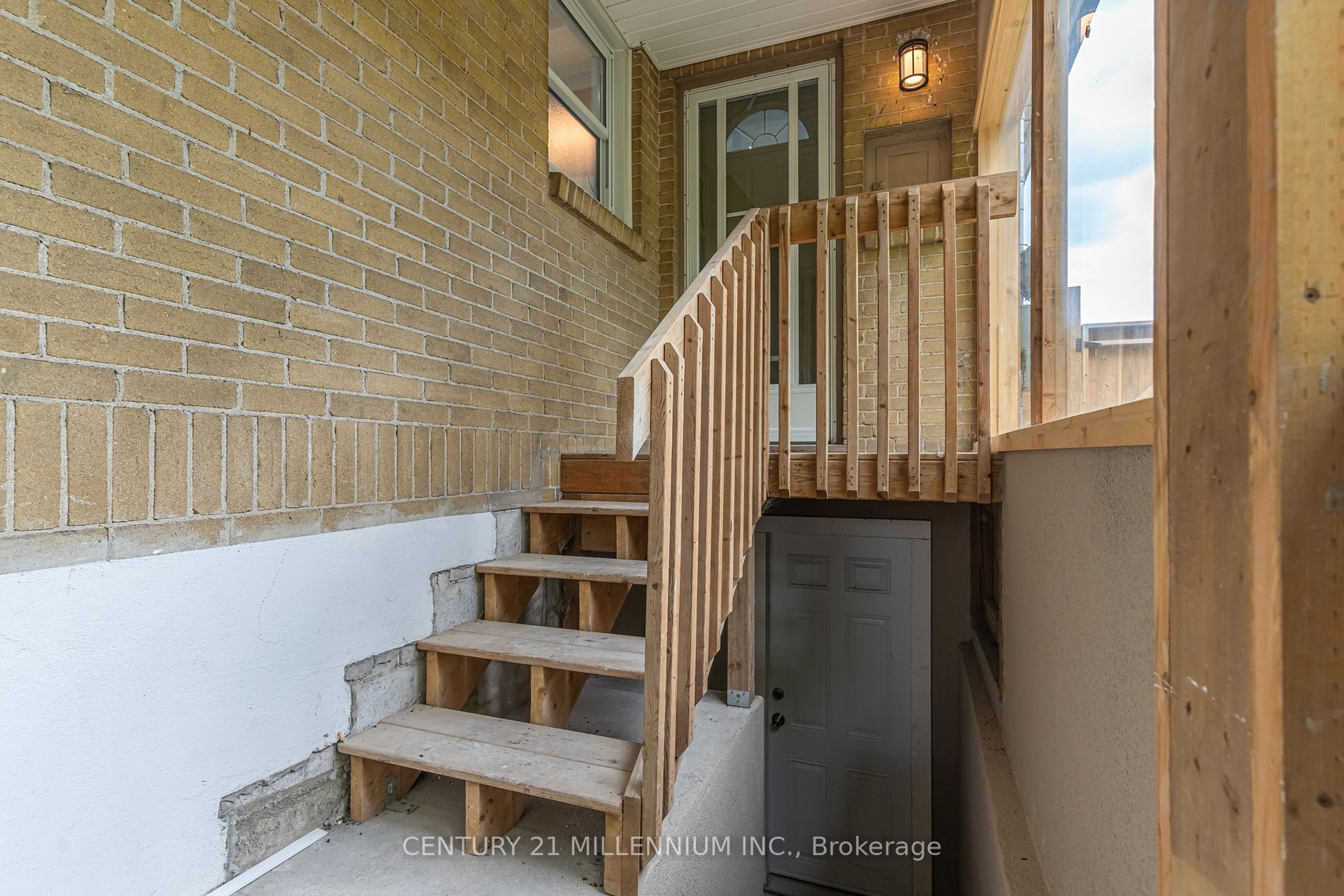 12 Stevenson Avenue