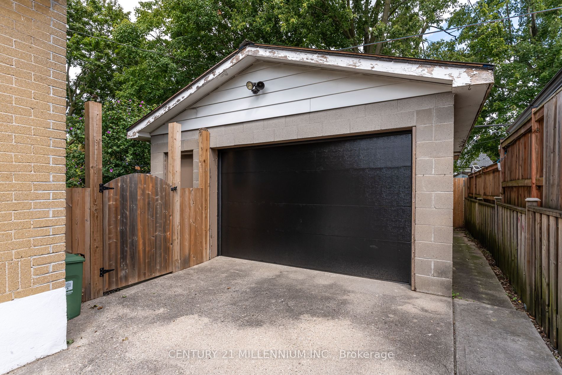 12 Stevenson Avenue