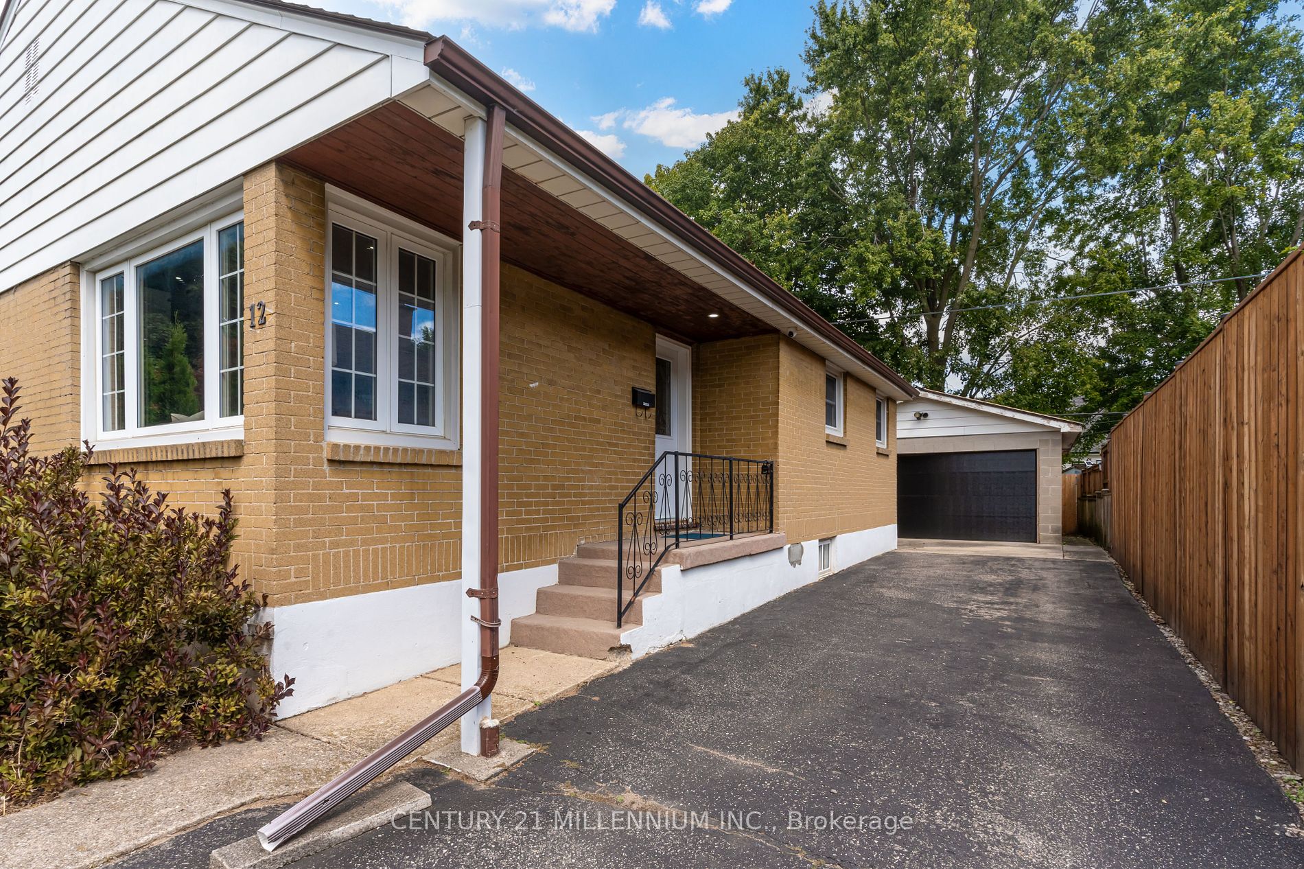 12 Stevenson Avenue