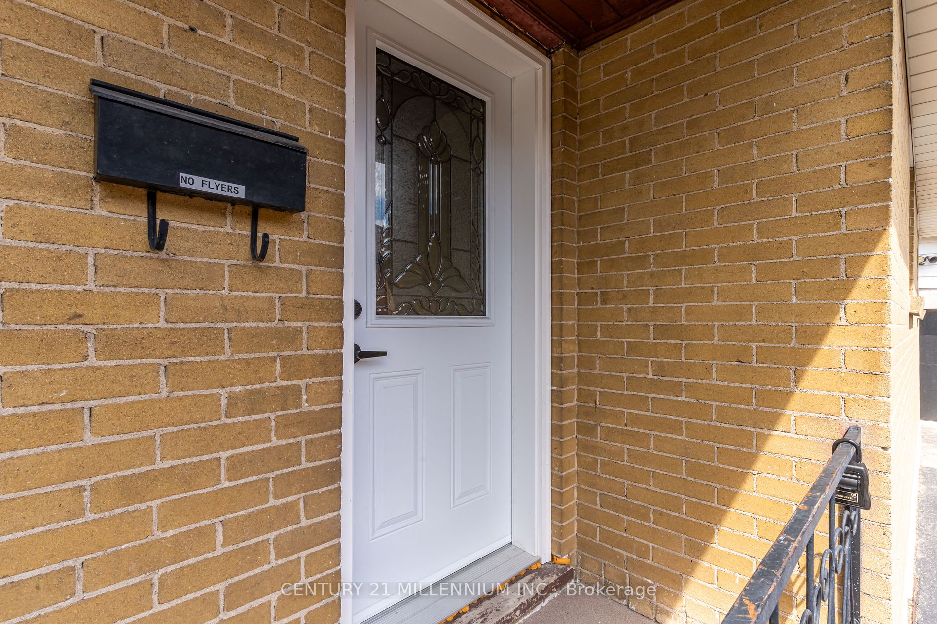 12 Stevenson Avenue