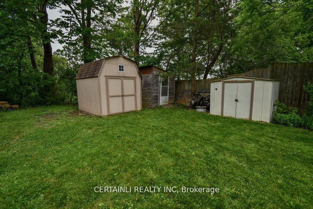 240 Greenwood Ave