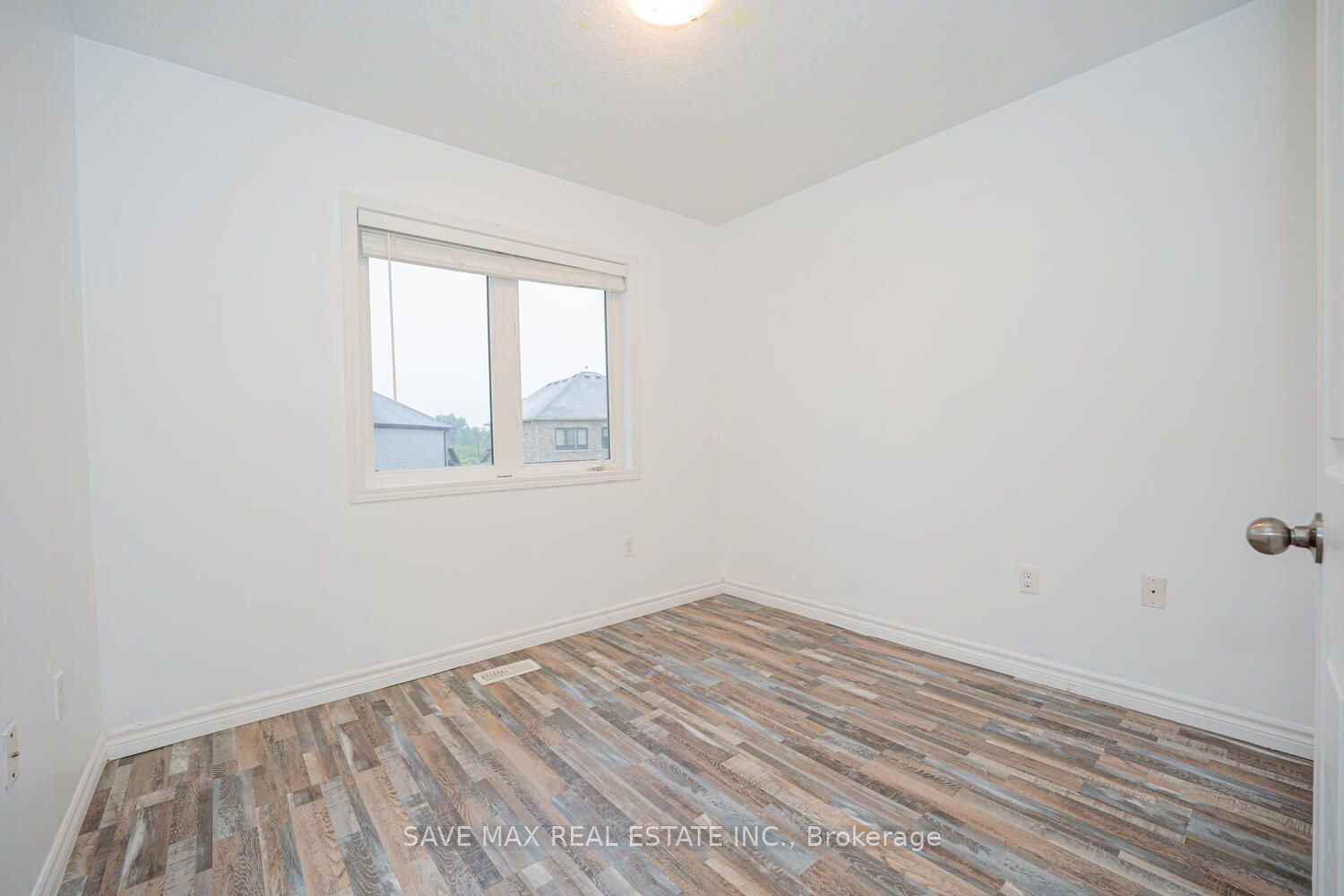 82 Trowbridge Street