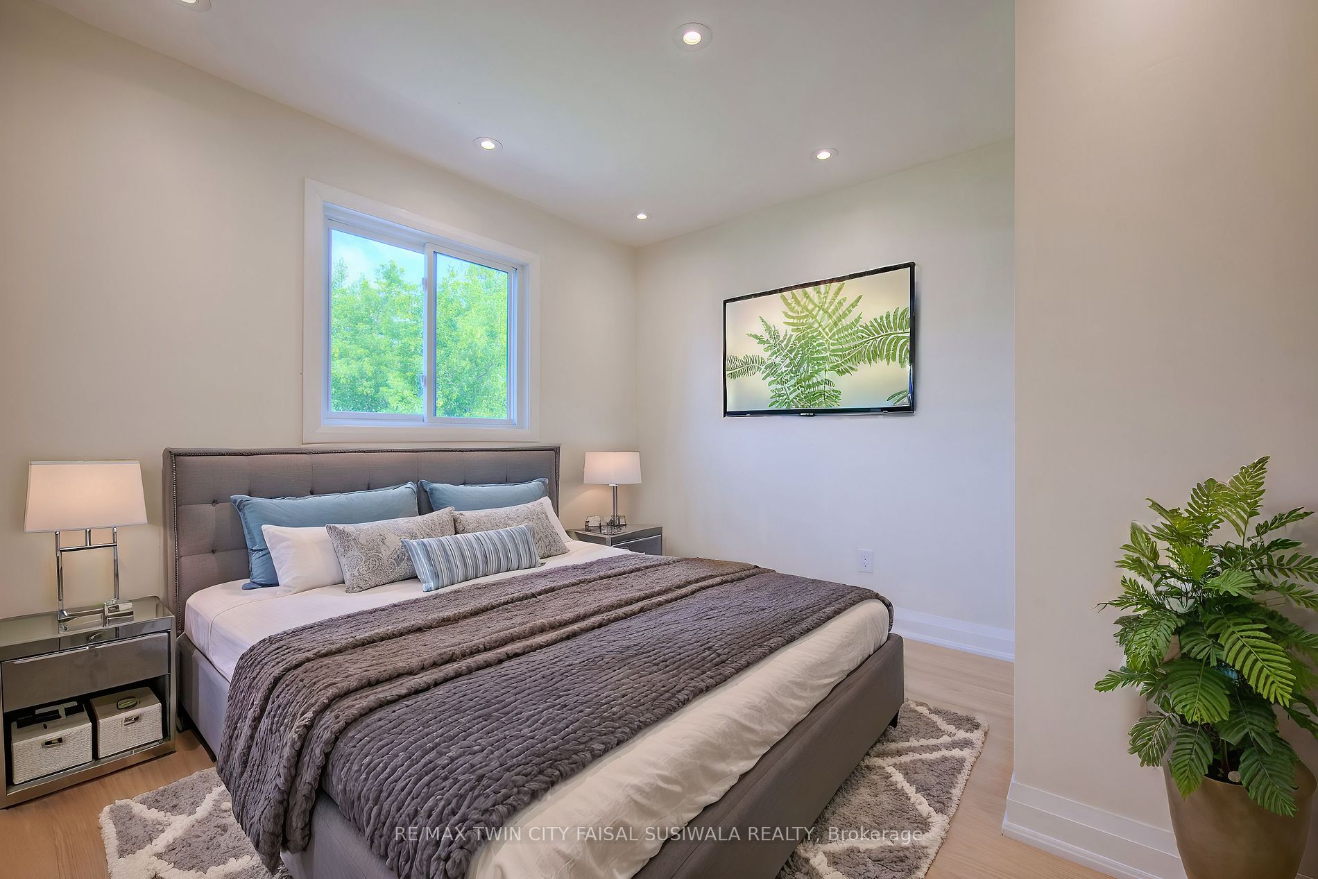 62 Glenvalley Drive