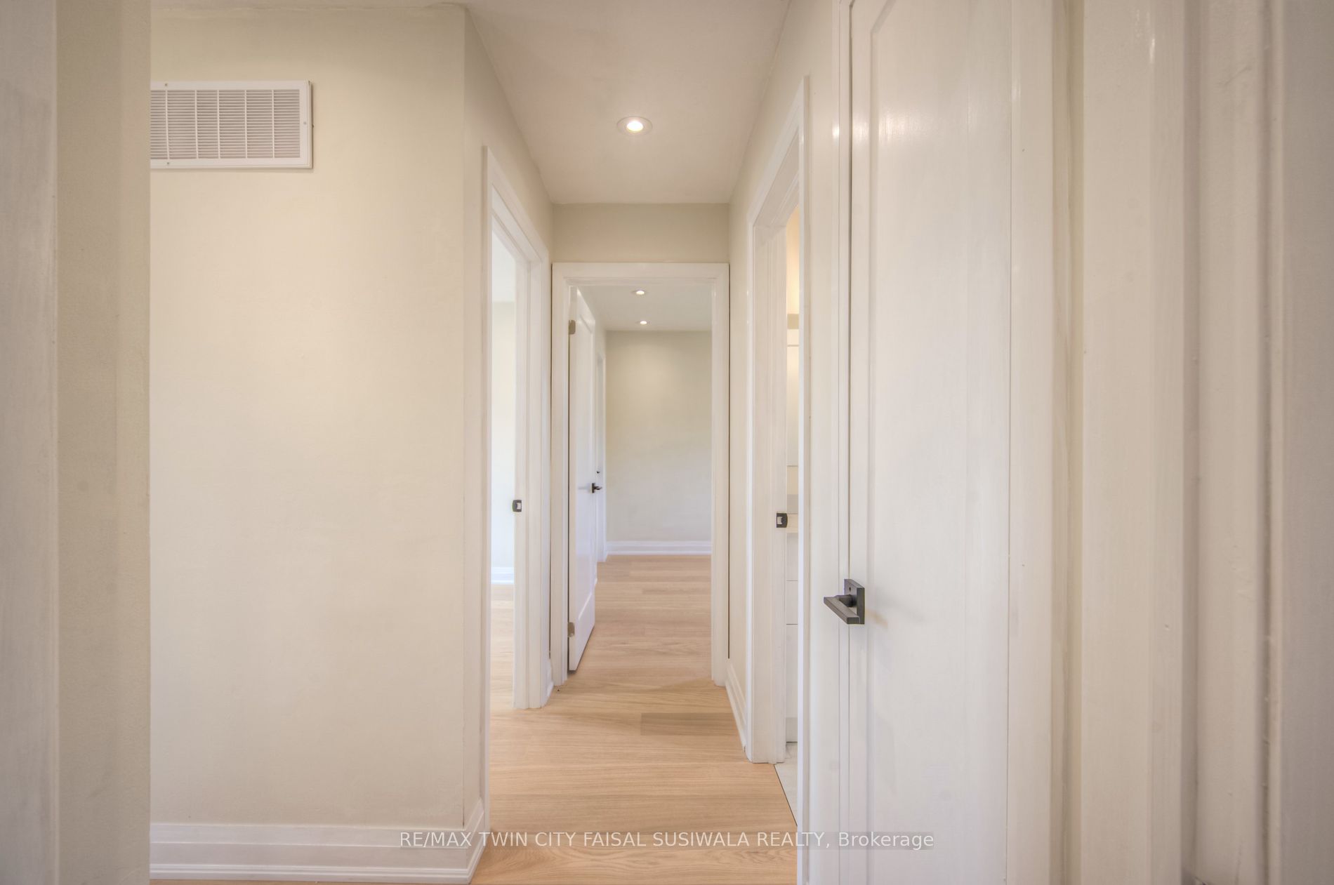 62 Glenvalley Drive