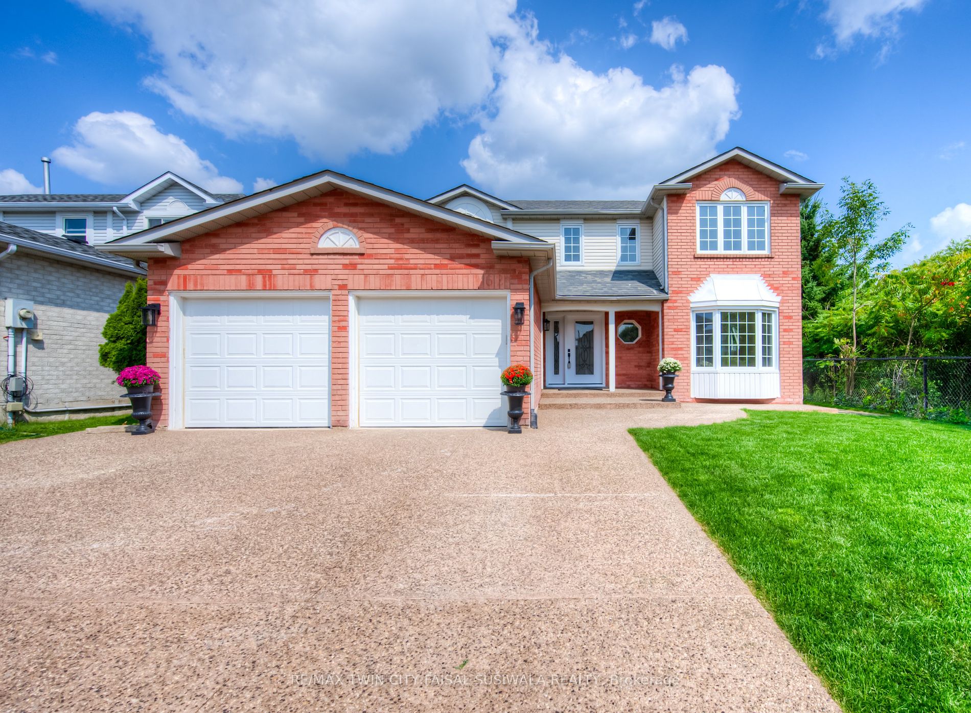 62 Glenvalley Drive