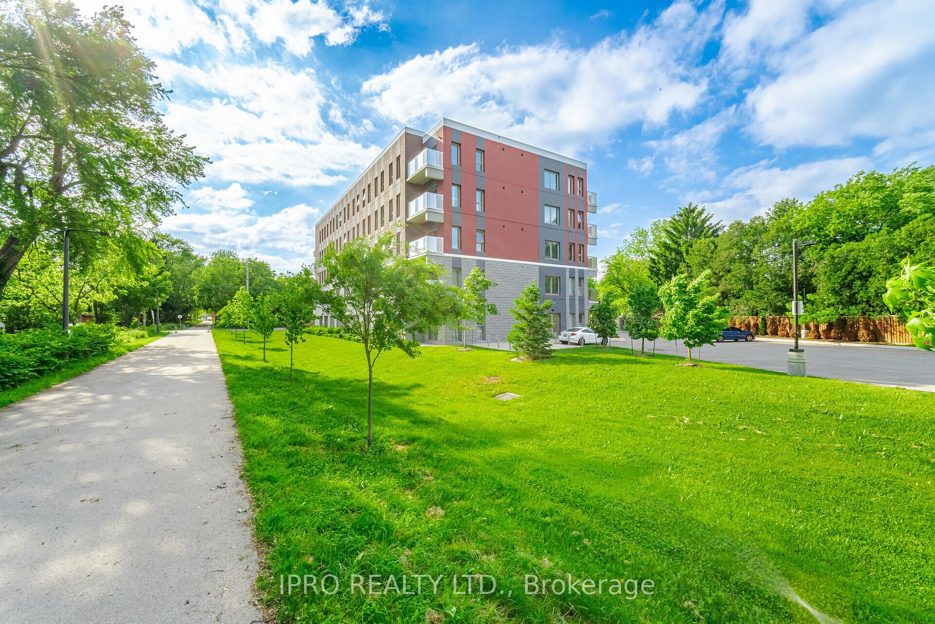 77 Leland Street, #108