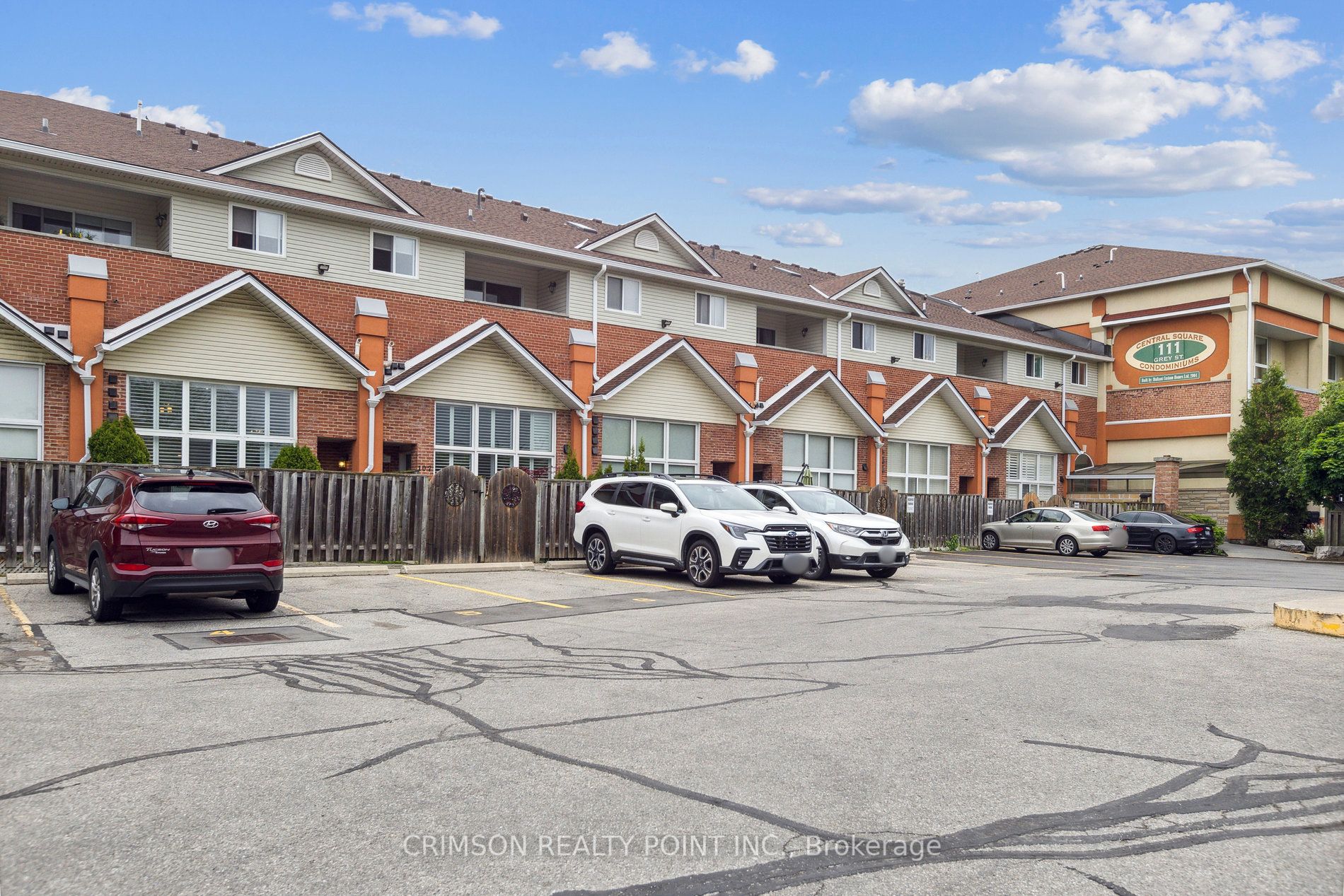 111 Grey Street #105