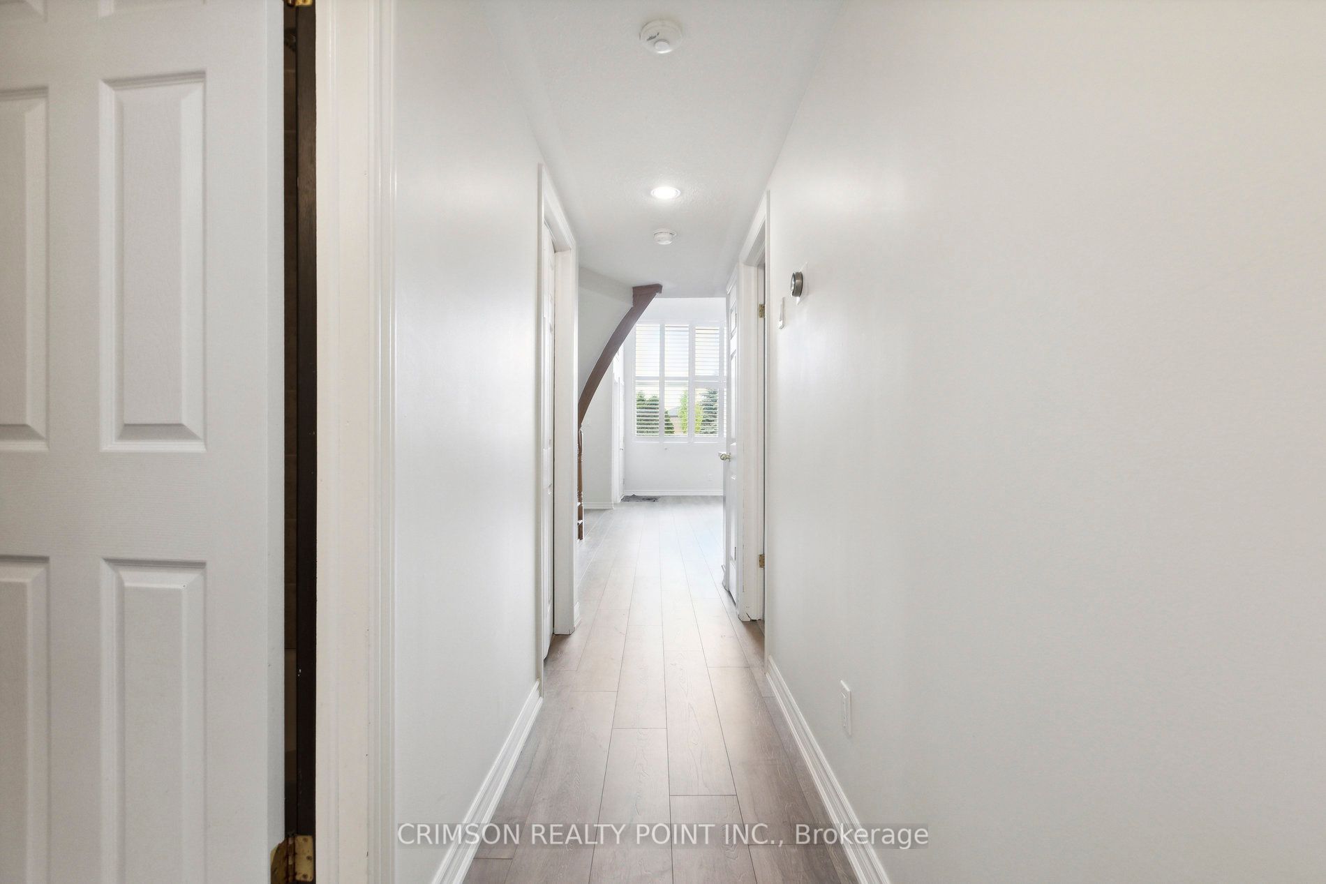 111 Grey Street #105