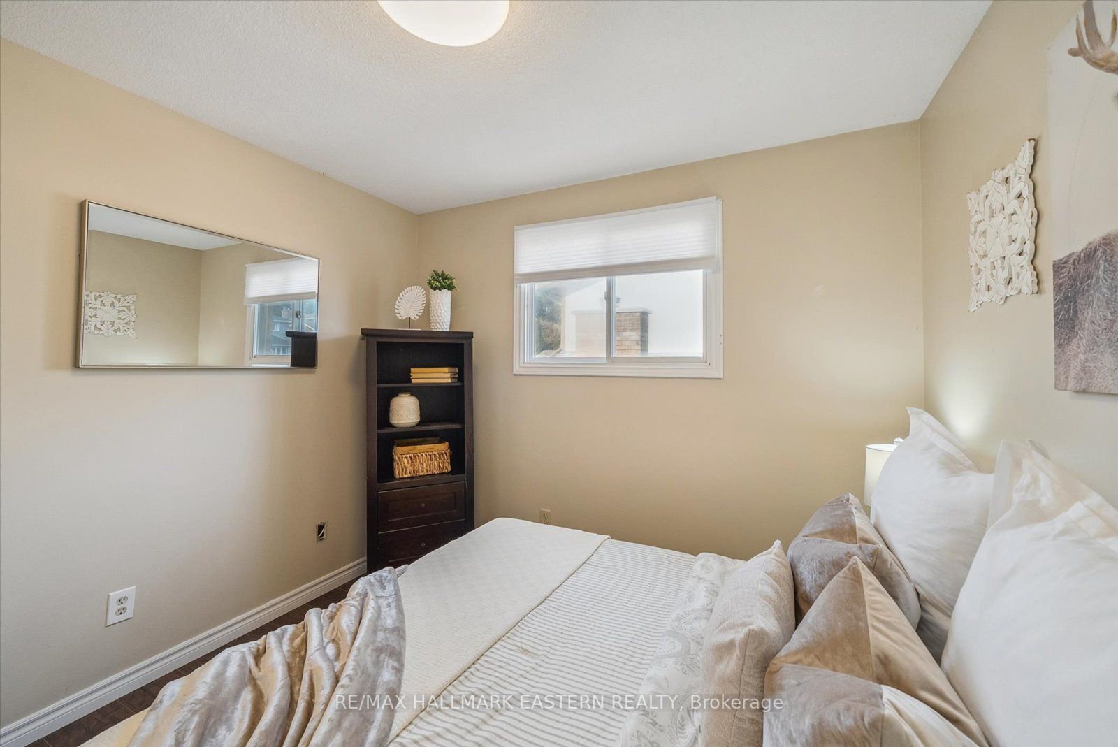 1316 SCOLLARD Drive