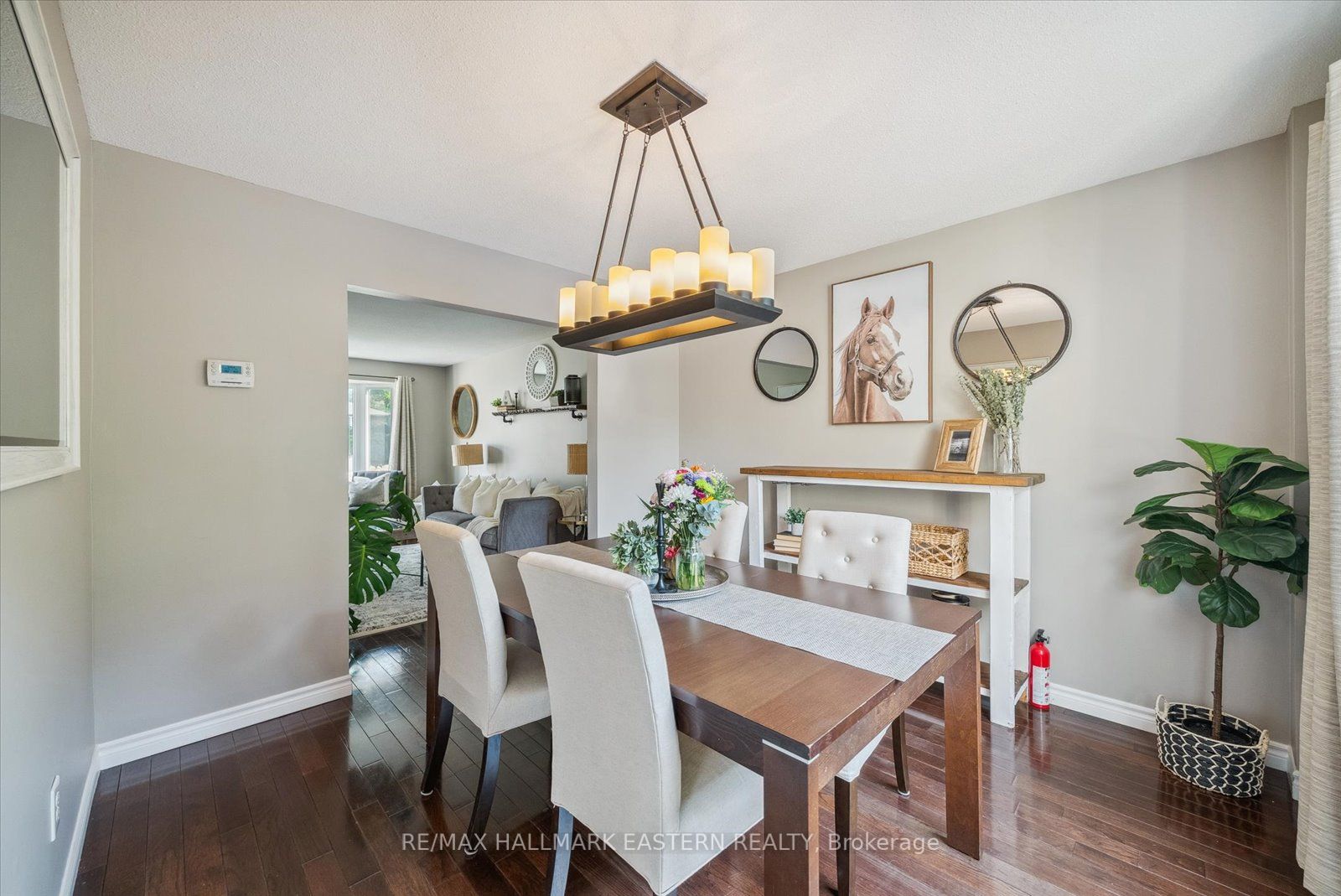 1316 SCOLLARD Drive