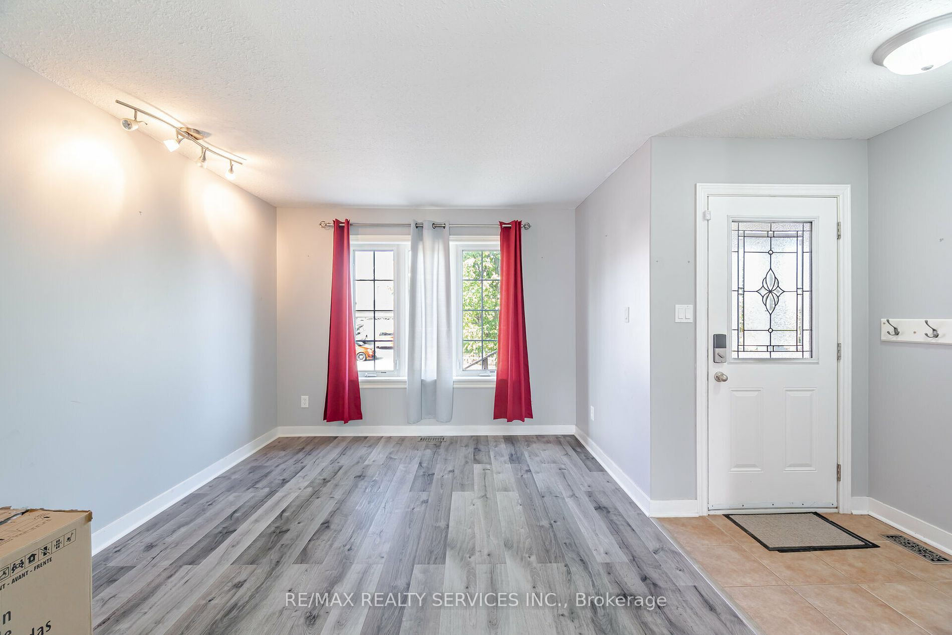 133 Fleming Way