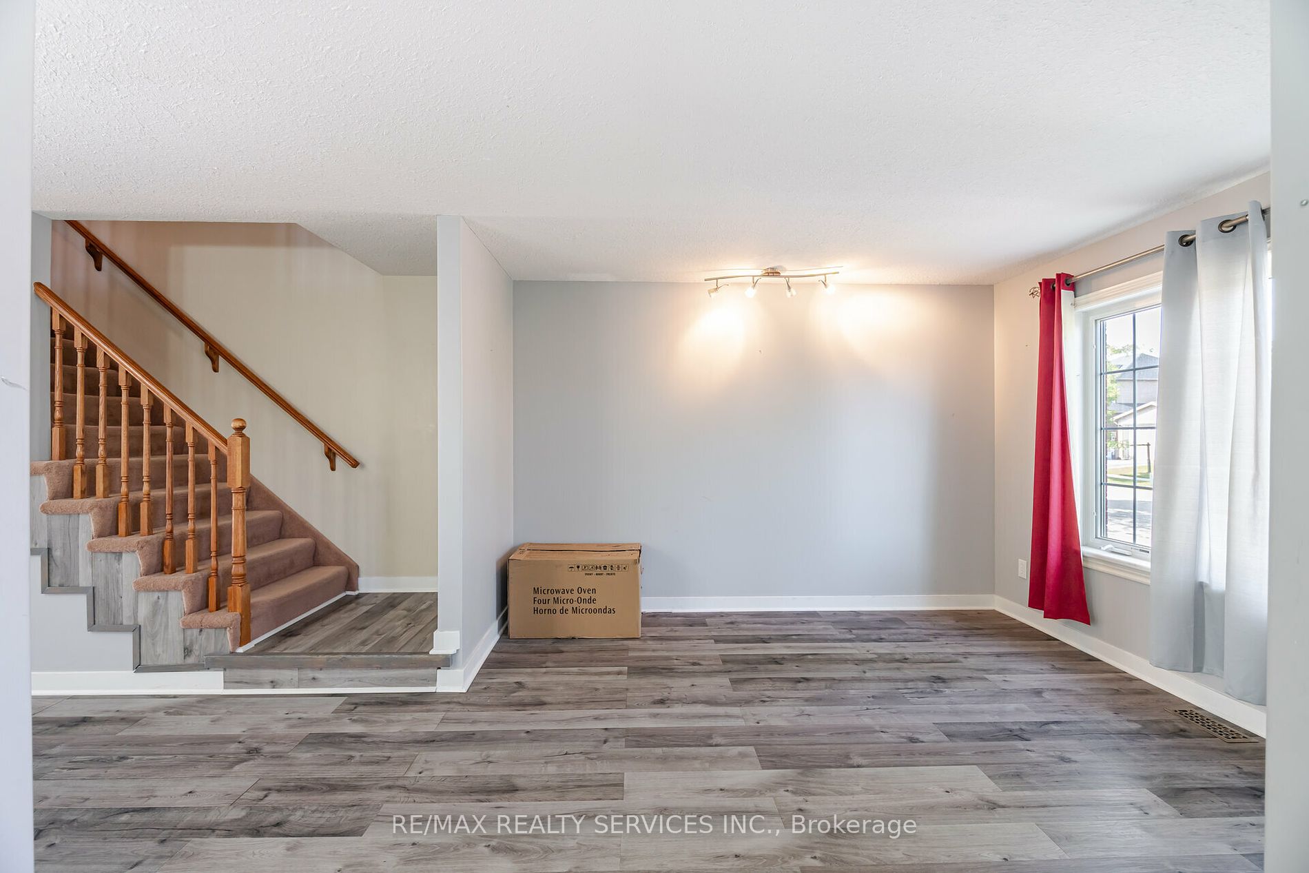 133 Fleming Way